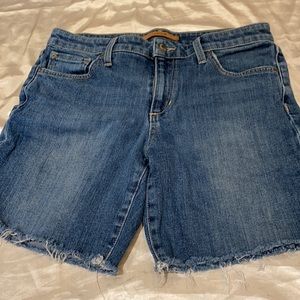 Joe’s short blue jeans